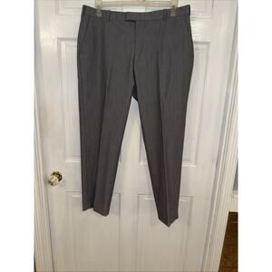 Men’s VanHeusen Gray Casual/dress Pants Size 36/29